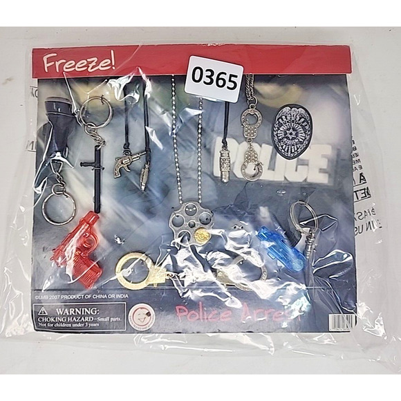 Vintage Vending Display Board Freeze! Key Chain Toys 0365 - Picture 2 of 2